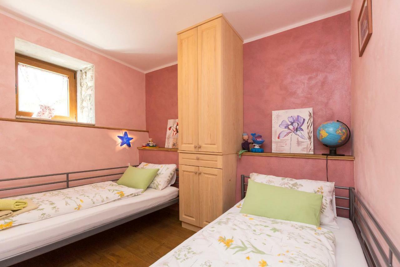 Villa Milena Brsec Ngoại thất bức ảnh